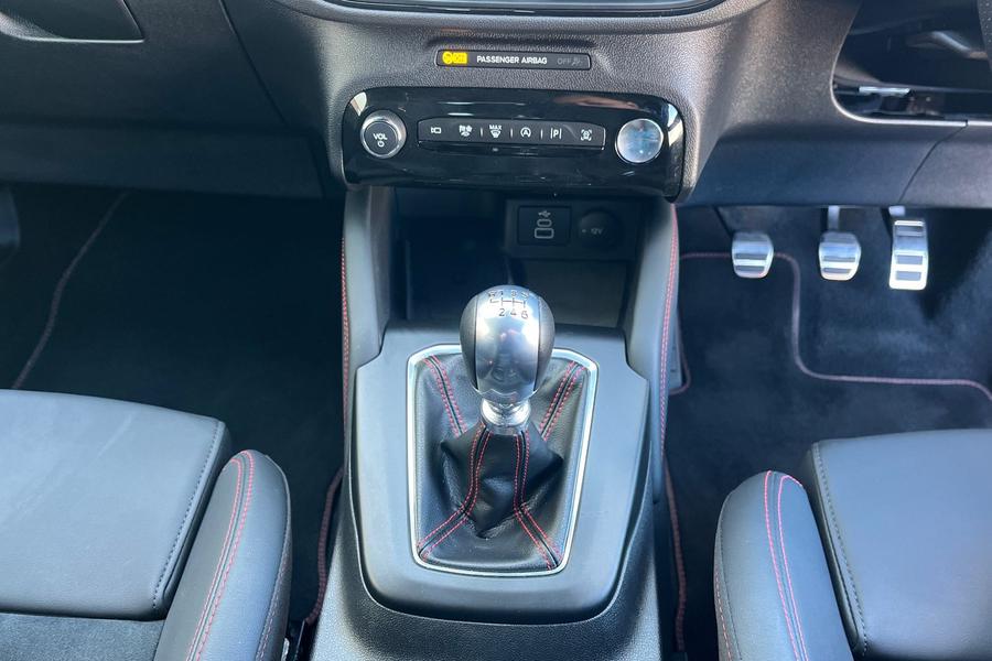 Ford Kuga Photo autoimg-0a01aa73e84d2658e070463ac4e4aa326081664e.jpg