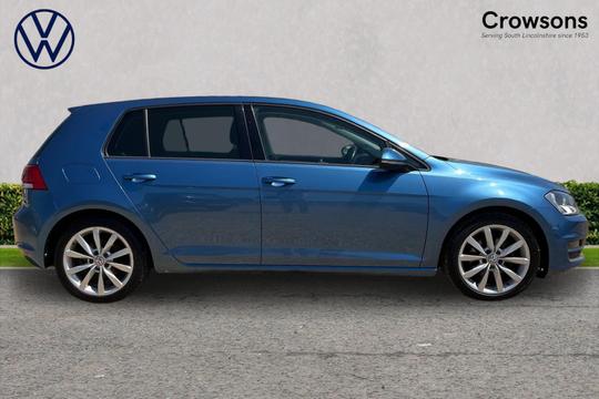Volkswagen Golf Photo autoimg-0a01e0996075600b7646b75040d10d1cb449f177.jpg