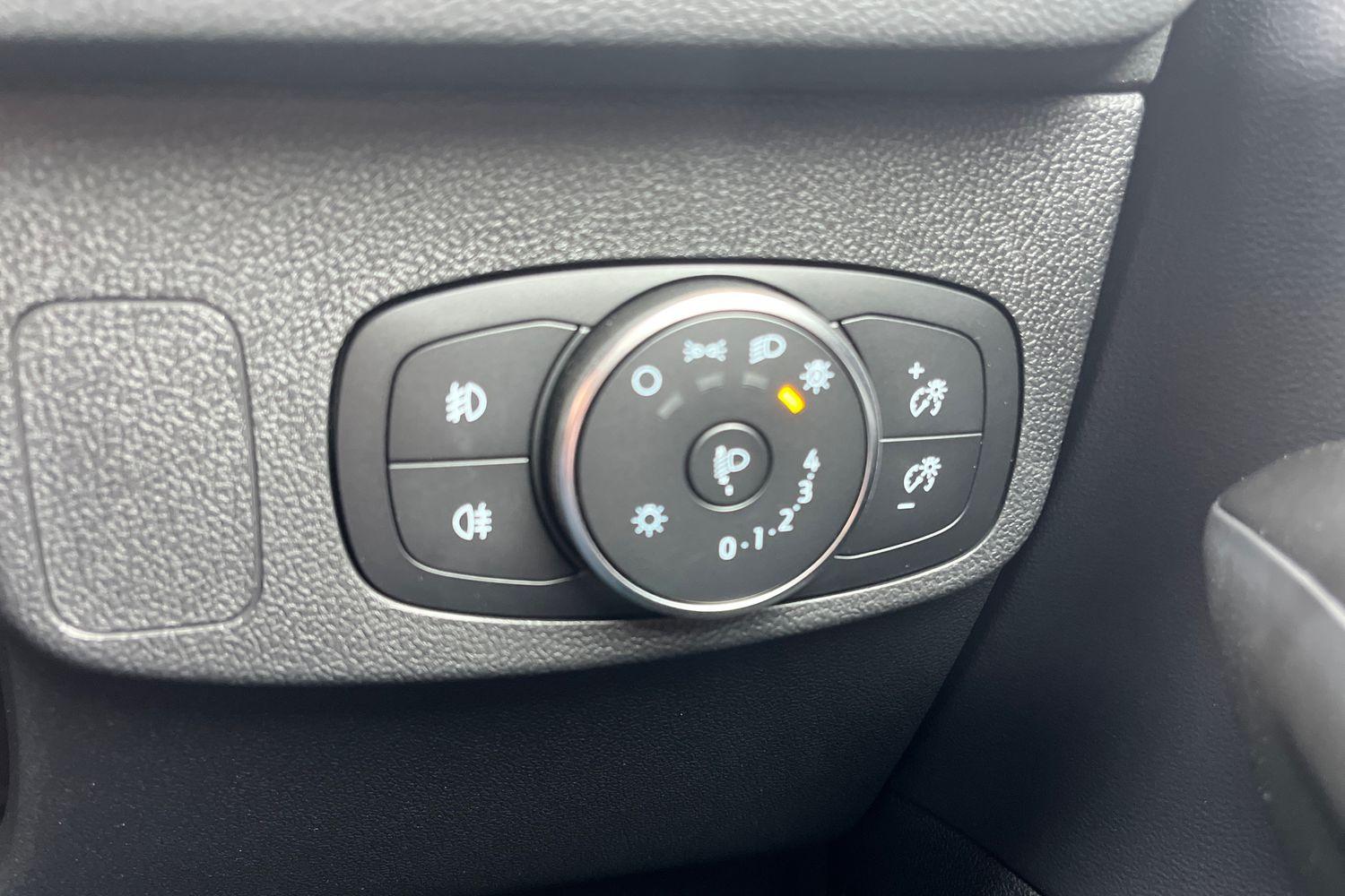 Ford Focus Photo 22