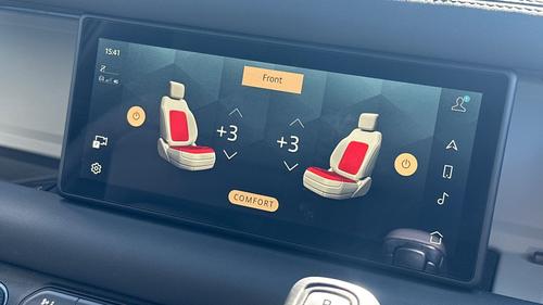 Land Rover Defender Photo autoimg-0a03f7c791f5ebfe76d2103d1eb1439fc5d8c71d.jpg