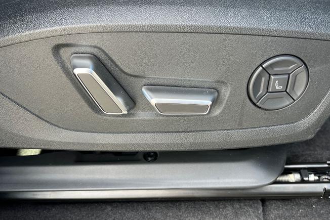 AUDI  Q6 Sportback Photo 51
