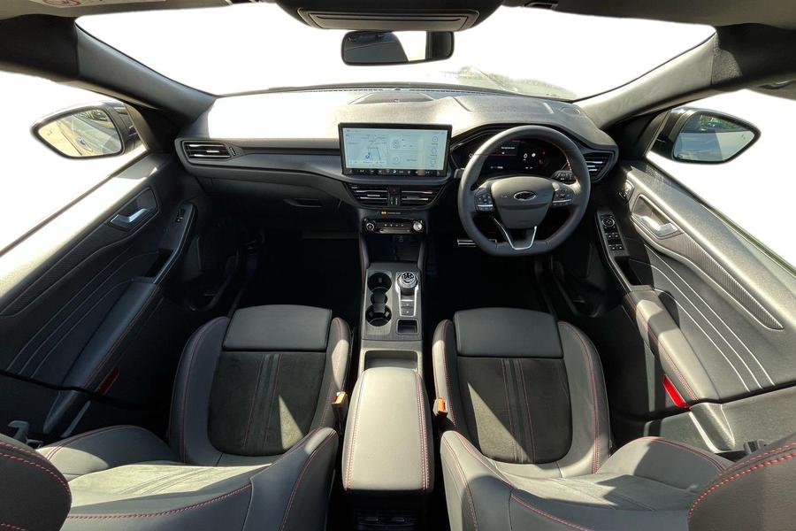 Ford Kuga Photo autoimg-0a075d678c570743dcda07136f84f7616f9ab0da.jpg