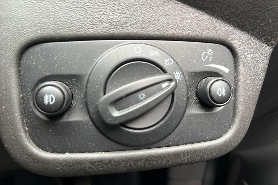 Ford KUGA Photo autoimg-0a078587d647e6ccf66cb08ecea1d94a763de74d.jpg