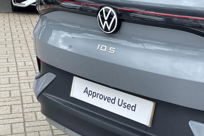 VOLKSWAGEN Id.5 Photo 21