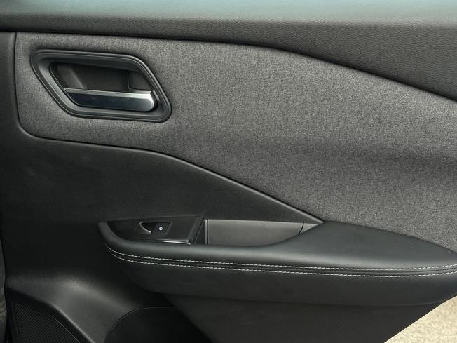 NISSAN Qashqai Photo 32