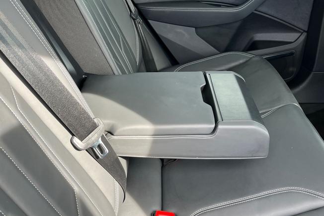 AUDI e-tron Photo 43