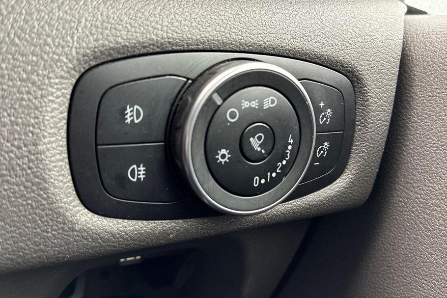 Used FORD TRANSIT CUSTOM YV19ZVR 9