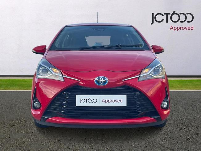 TOYOTA Yaris Photo 8