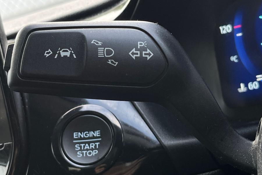 Ford FIESTA Photo autoimg-0a11bf6ee15fff06b48cefdba37bda59a8aa1241.jpg