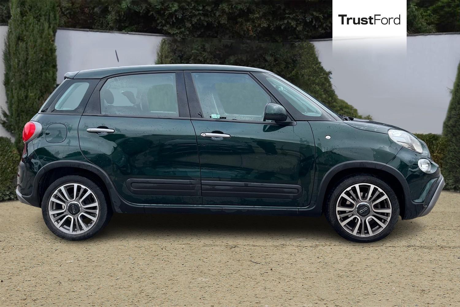 Fiat 500L Photo 2