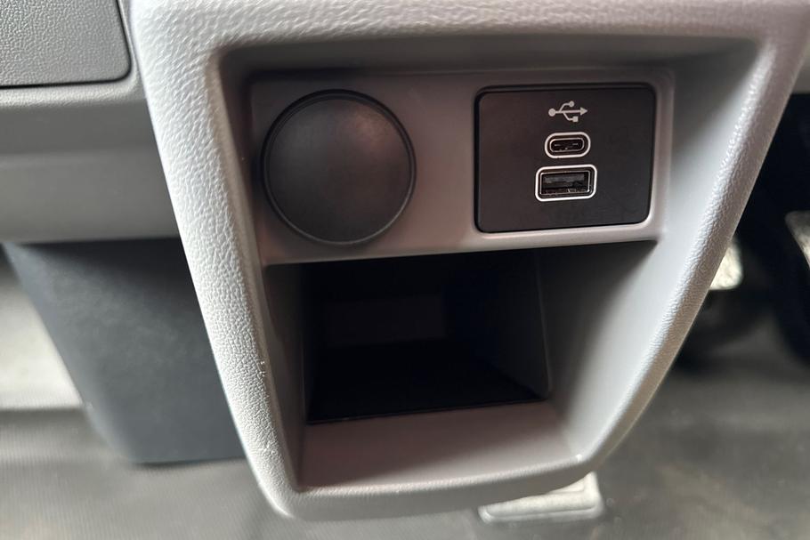 Used Ford TRANSIT CUSTOM WR75MXX 34