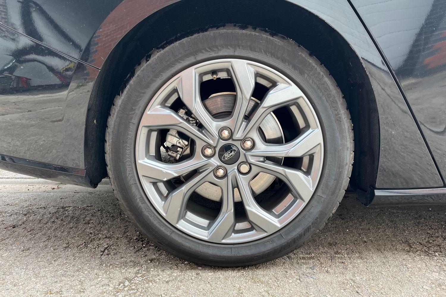 Ford Focus Photo 7