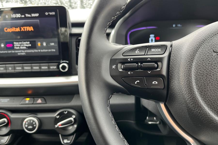 Kia STONIC Photo autoimg-0a19f5a02cfb3e694a0aa88bd37789274d259a83.jpg