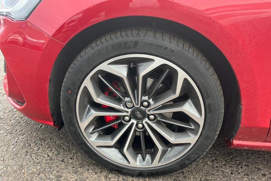 Ford Focus Photo autoimg-0a1a829c63caece7b3fc1b668fa7e40b4df00898.jpg