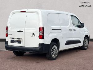 Used 2020 CITROEN BERLINGO  XL  1.5 BlueHDi 950Kg Enterprise 100ps WHITE at Carco Group