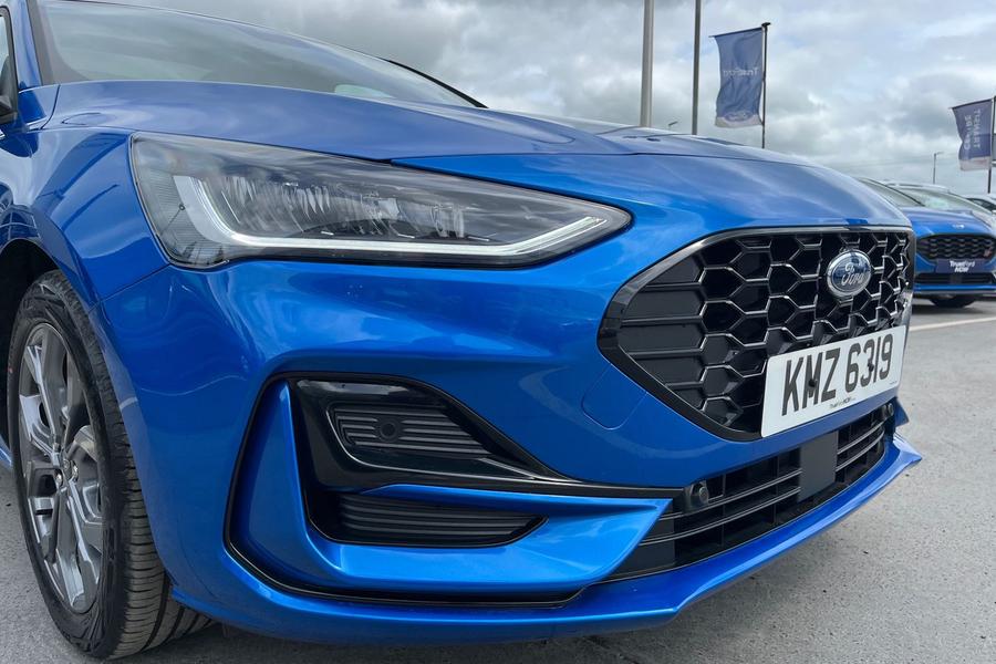 Ford FOCUS Photo autoimg-0a1d41ac927e6f46fcb8cba3732d3bfa1b238c41.jpg