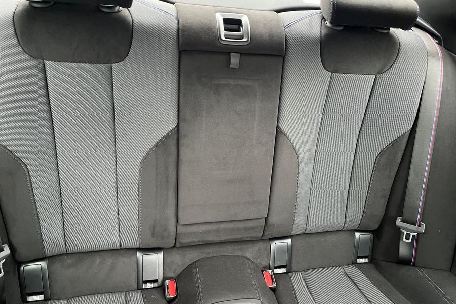 BMW 2 SERIES Photo autoimg-0a1d80e3da6b3149d7c5f78ec324fc697718bc52.jpg