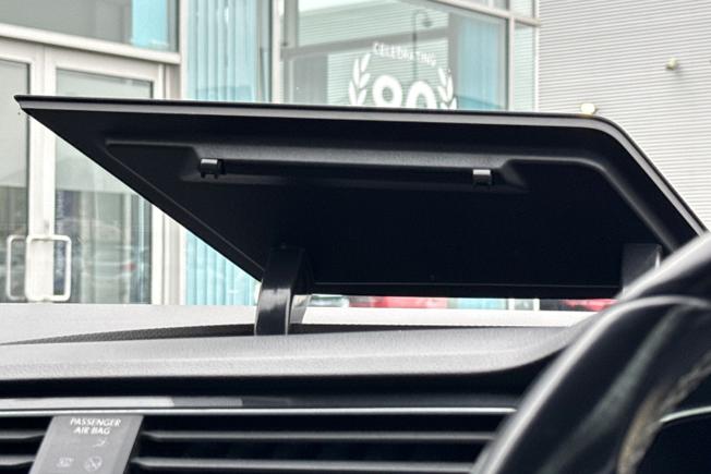VOLKSWAGEN Tiguan Photo 33