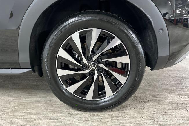 VOLKSWAGEN T-Roc Photo 5