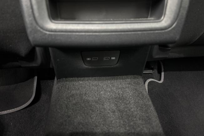 VOLKSWAGEN Golf Photo 34