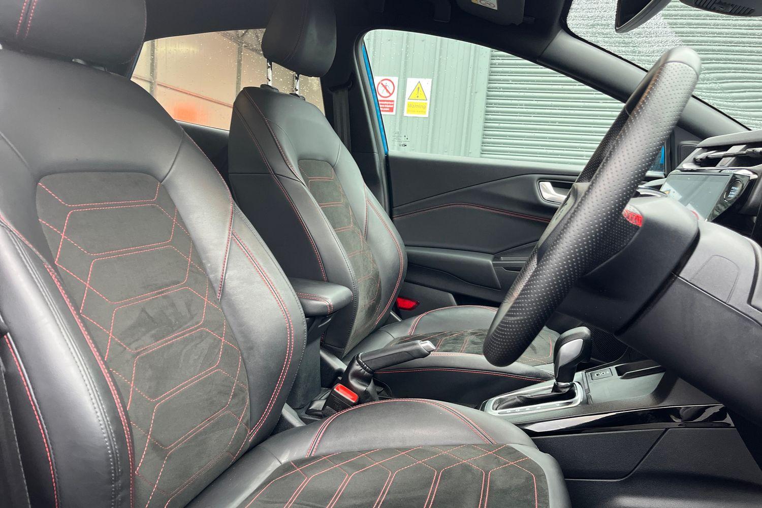 Ford PUMA Photo 16