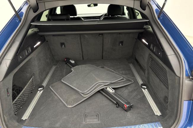 AUDI A6 Photo 30