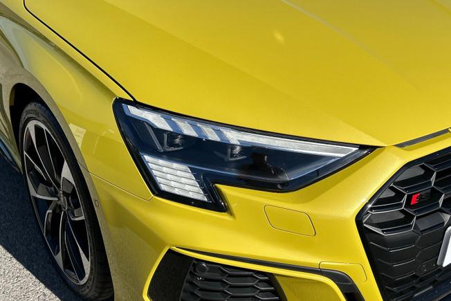 Audi S3 Photo 19
