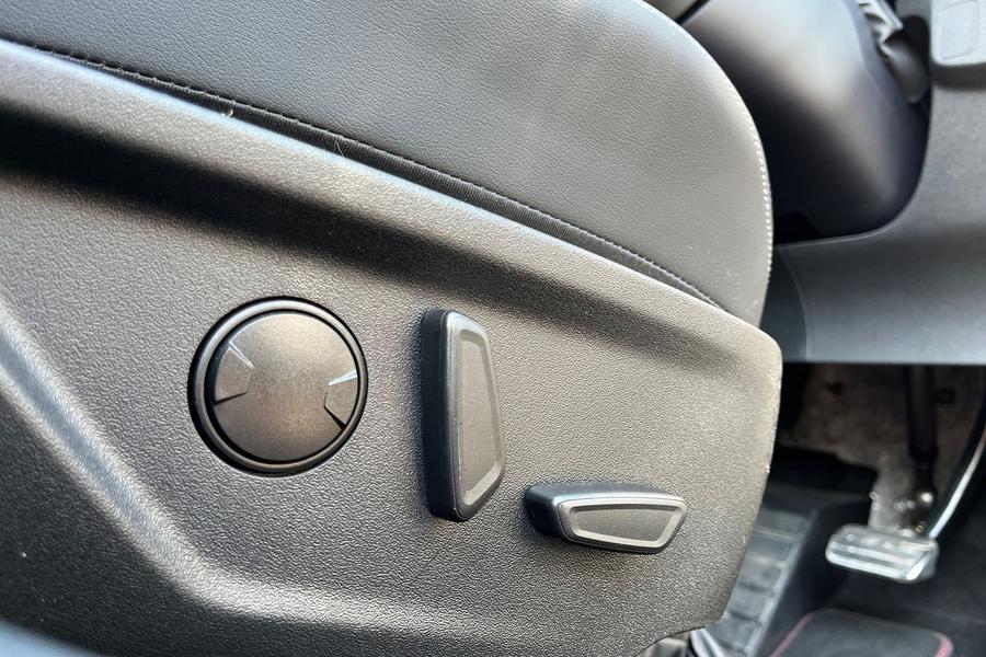 Ford Focus Photo autoimg-0a335582a219660f158ad7408ba8a55a9210bc27.jpg
