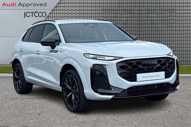 AUDI Q3 Photo 1