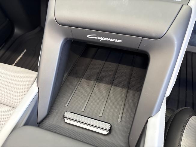 PORSCHE Cayenne Photo 40