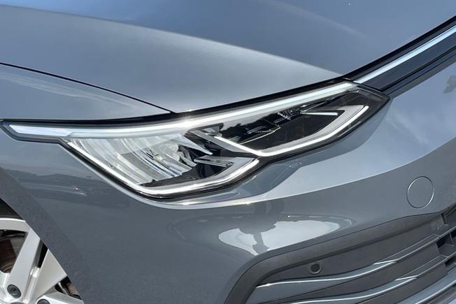 Volkswagen Golf Photo 19