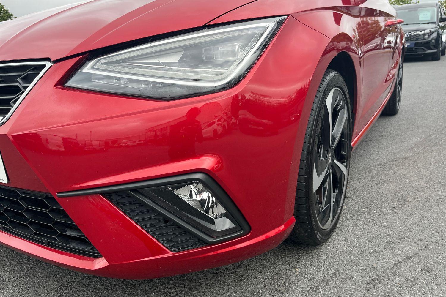 SEAT Ibiza Photo 22