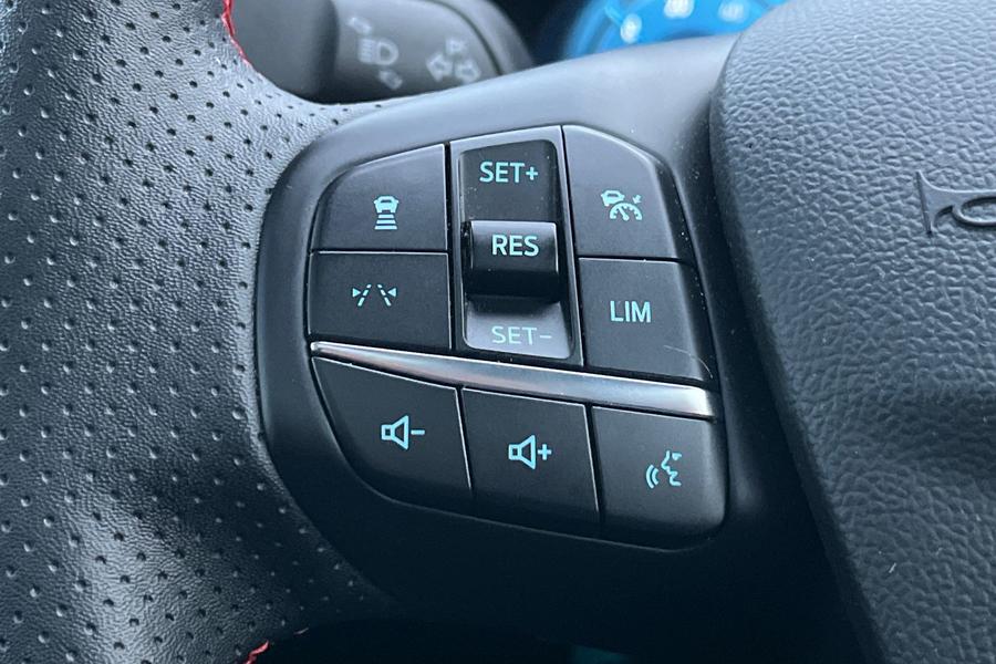 Ford KUGA Photo autoimg-0a3822c7f22fca0085b501a09f7622ccfc5d1970.jpg