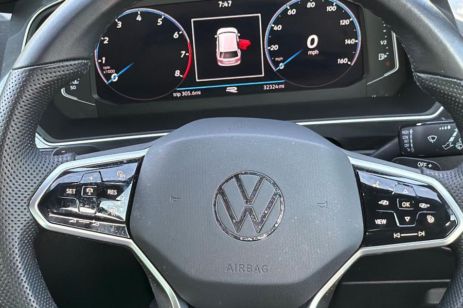 Volkswagen TIGUAN Photo autoimg-0a390c5d2bc241a10c09e6ce0d6078f408532056.jpg