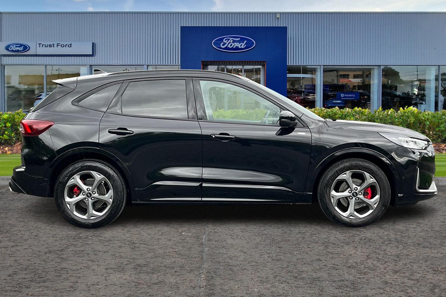 Ford KUGA Photo 2