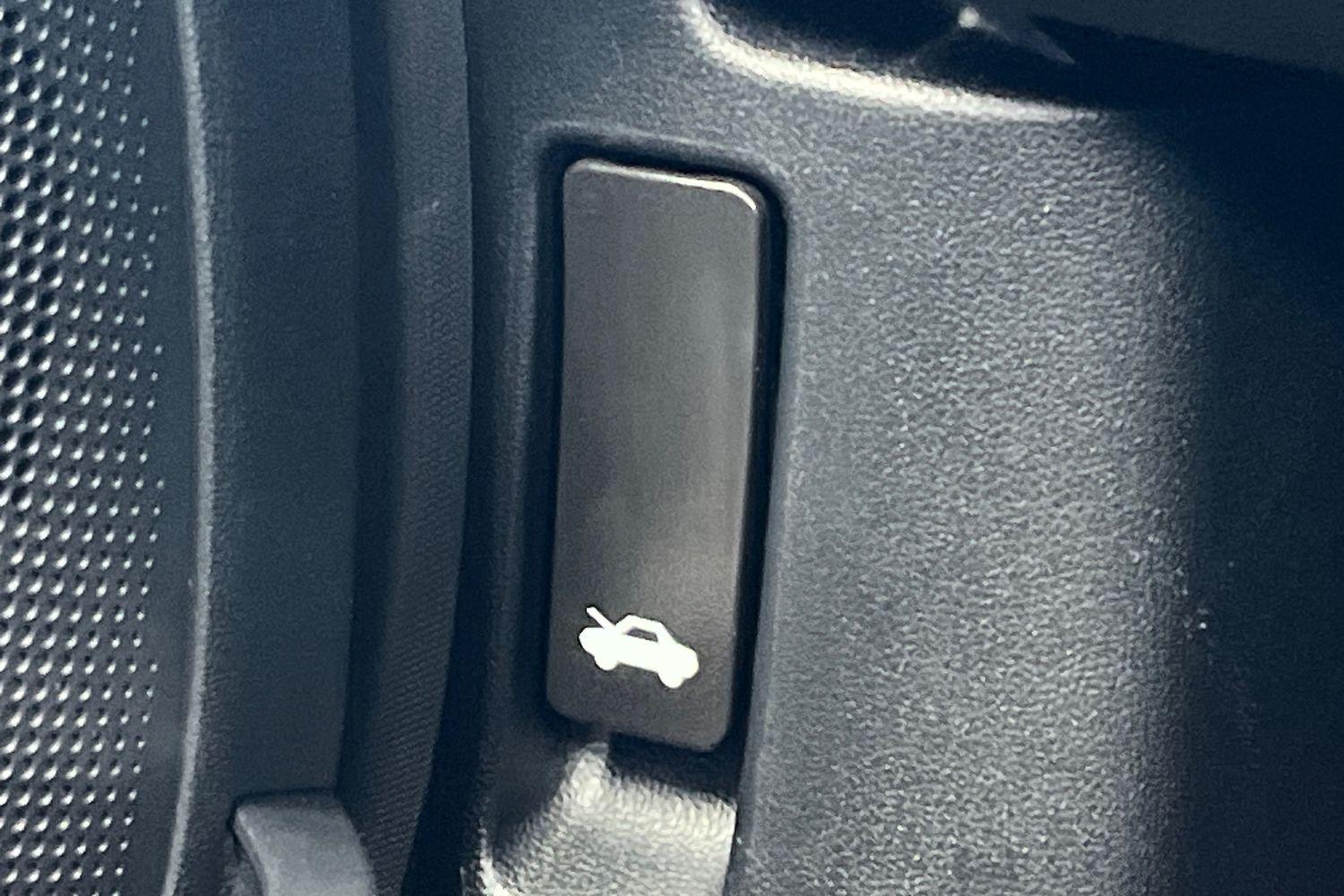Ford Puma Photo 37