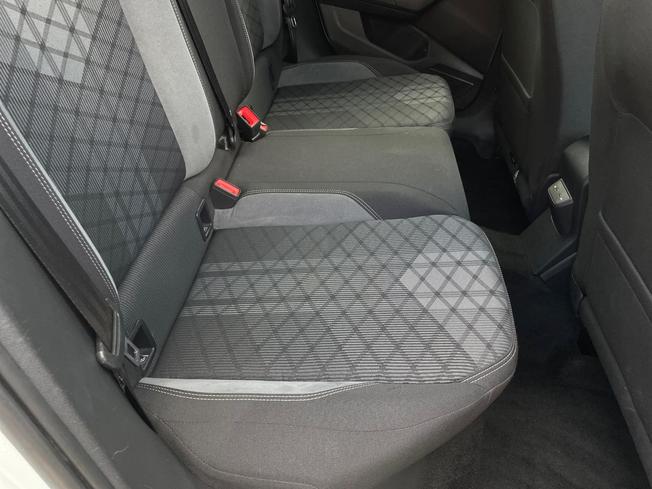 VOLKSWAGEN Polo Photo 31