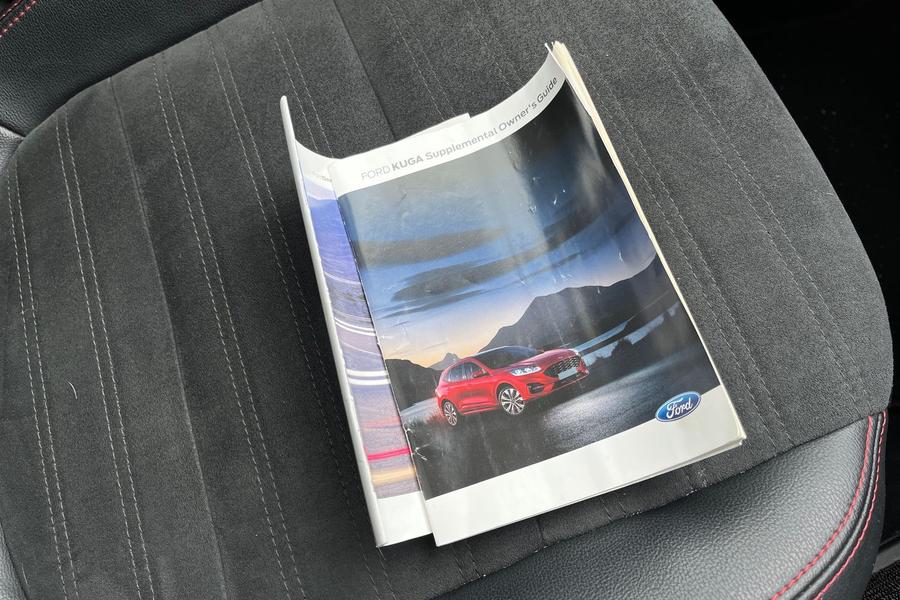 Ford KUGA Photo autoimg-0a5018d547fe7ef9b11f119785e81799cee76282.jpg