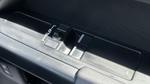 Land Rover Defender Photo 24