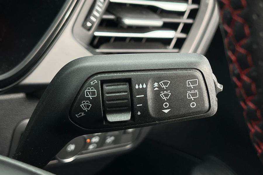 Ford Kuga Photo autoimg-0a51757c348231e3a3fbbf6174afa495c2708b5f.jpg