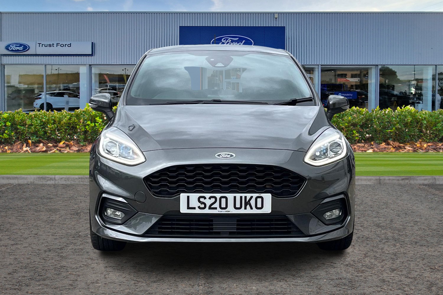 Ford Fiesta Photo 5
