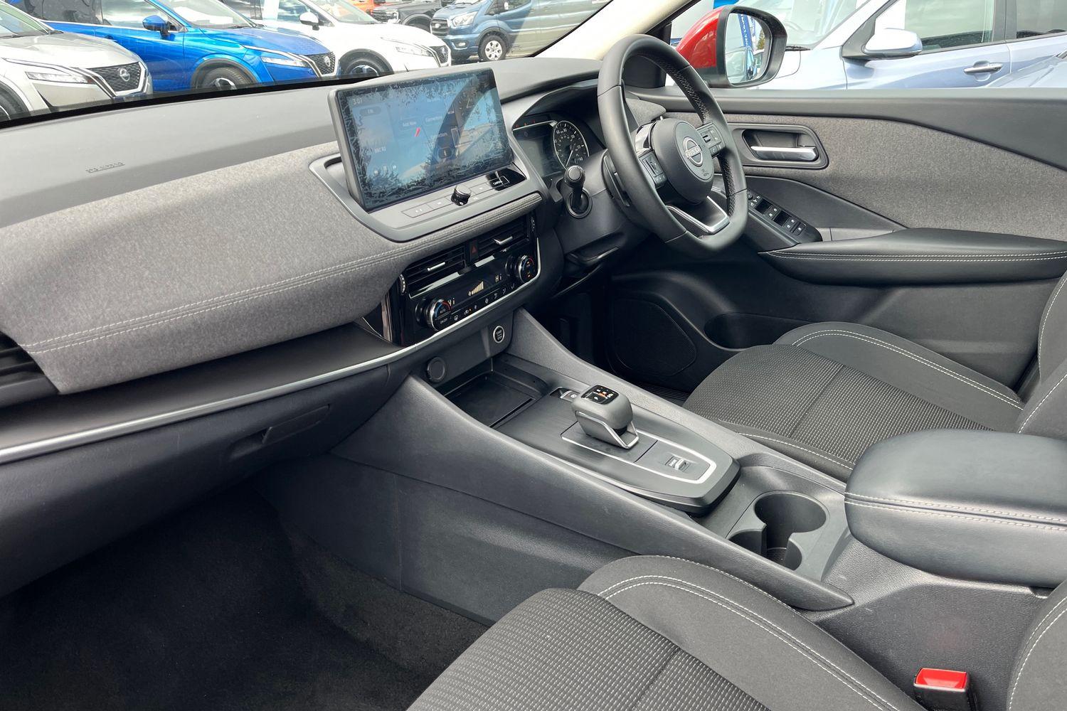 Nissan QASHQAI Photo 17