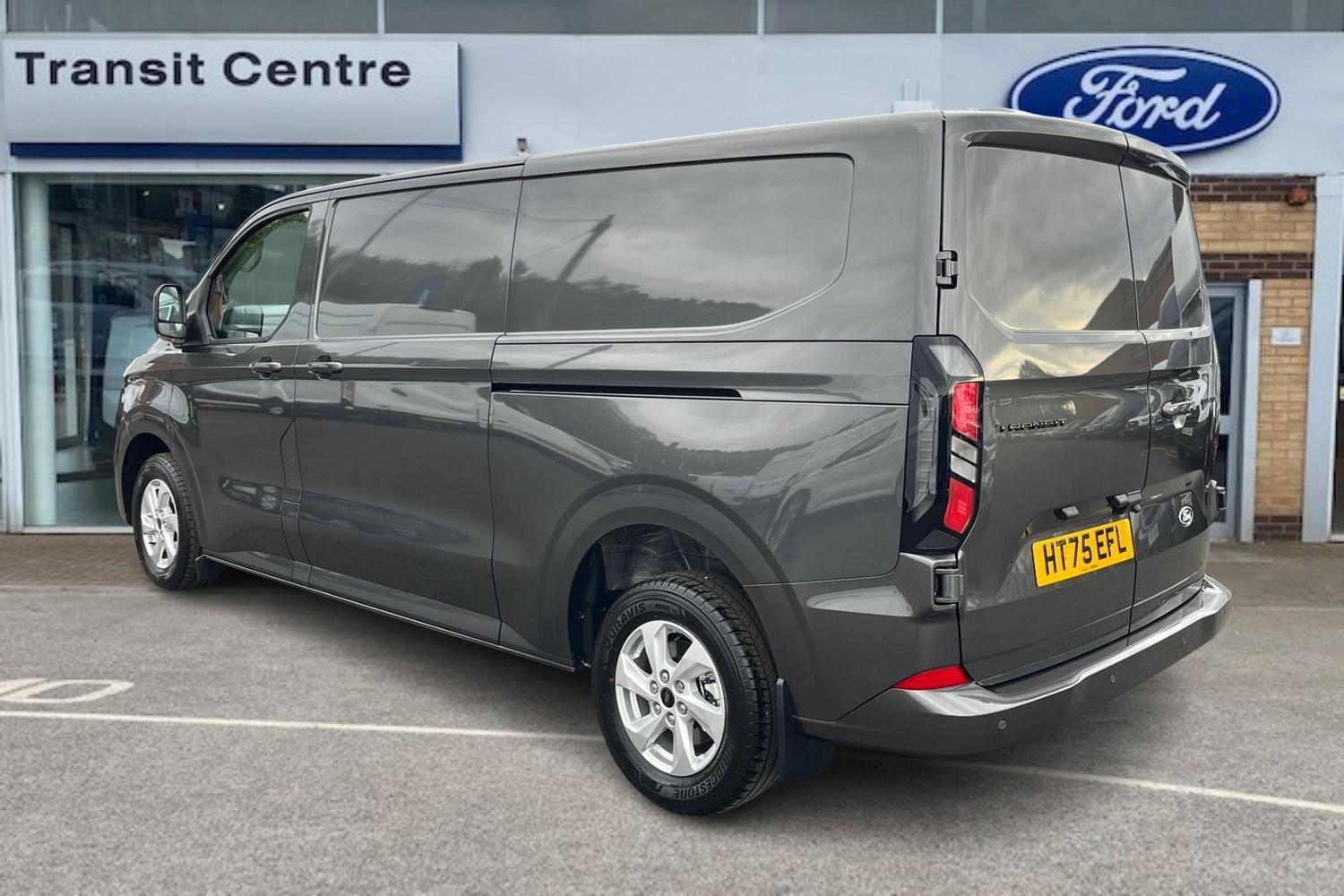 Ford TRANSIT CUSTOM Photo 1