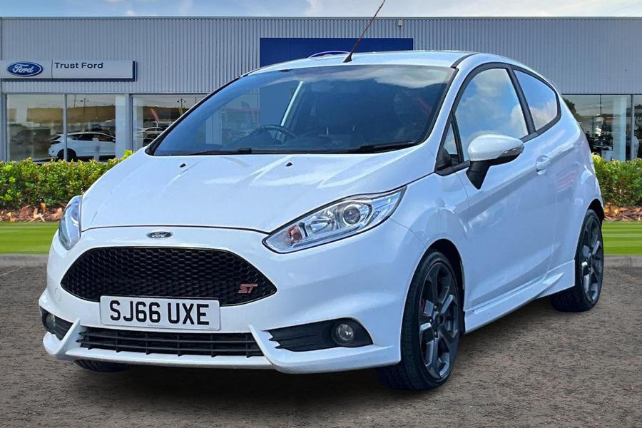 Ford FIESTA Photo autoimg-0a5bebbf1809ae2c99114661e00e53897a9d2bf7.jpg