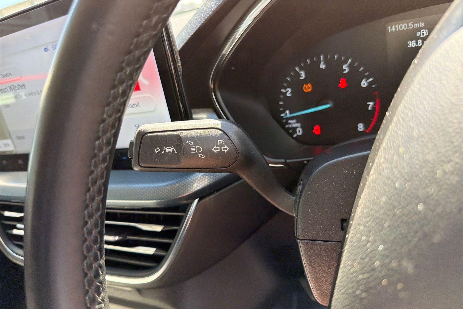 Ford FOCUS Photo 13