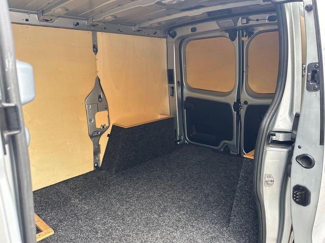 RENAULT Trafic Photo 9