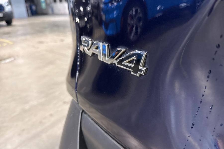 Toyota RAV4 Photo autoimg-0a66bee3fb021de7109e8cced3d3cfec63717202.jpg