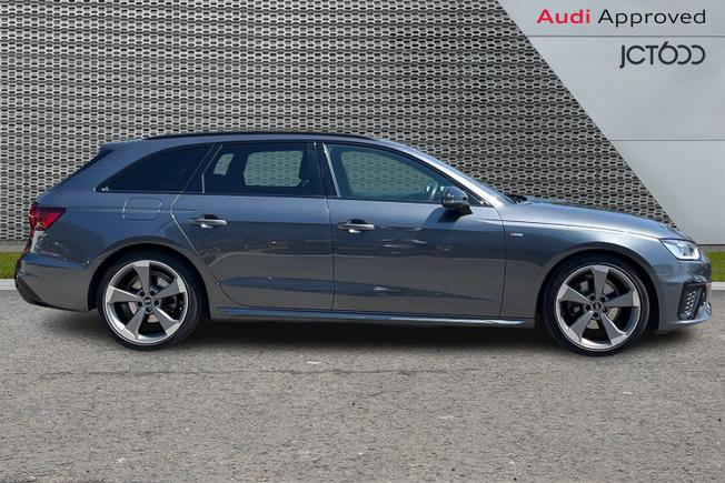 Audi A4 Avant Photo 4
