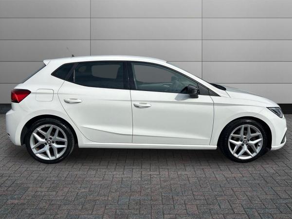 SEAT Ibiza Photo autoimg-0a67a4d13781a945040a2b2ea4dbf37e048c4007.jpg