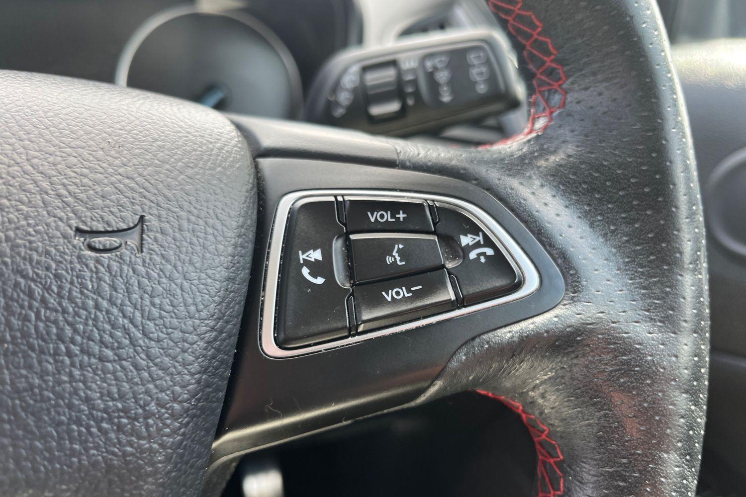 Ford ECOSPORT Photo 26
